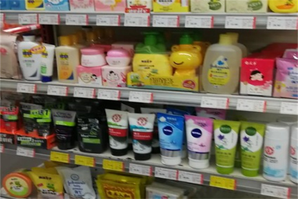 嘉品生活超市加盟全攻略 開(kāi)啟您的日用百貨零售事業(yè)